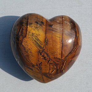 Tiger Iron Crystal Heart Palm Stone (O)